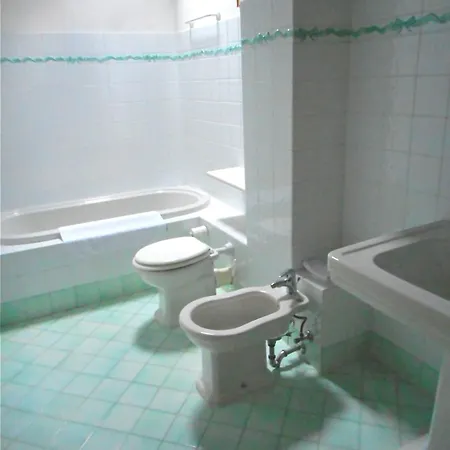 Torre Di Ponzano Barberino di Val dʼElsa